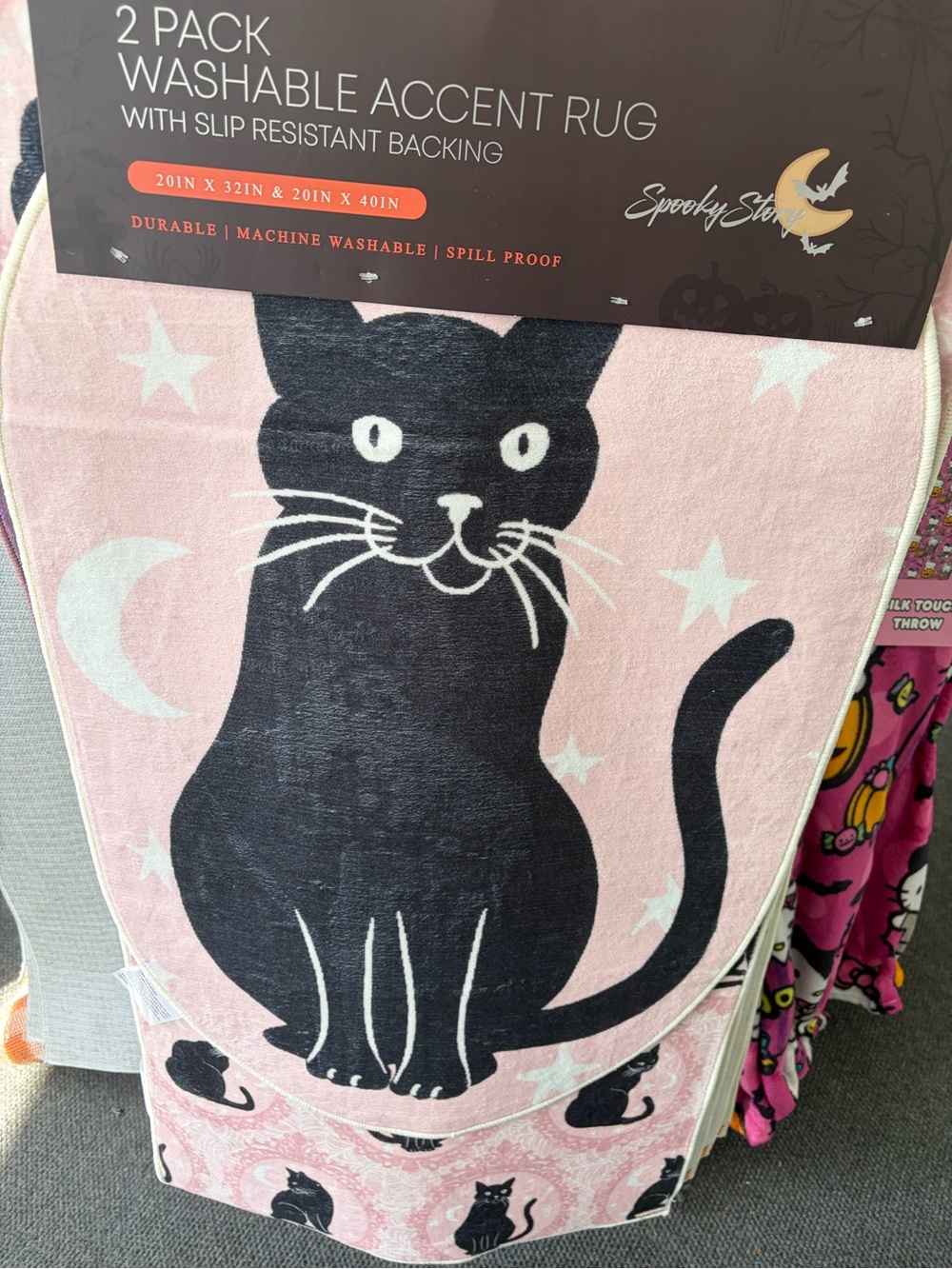Spooky Stars Black Cat Accent Rug - Pink